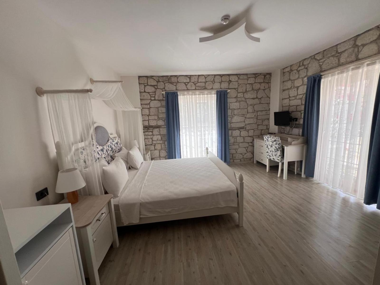 Mavi Konak Alacati Hotel Luaran gambar